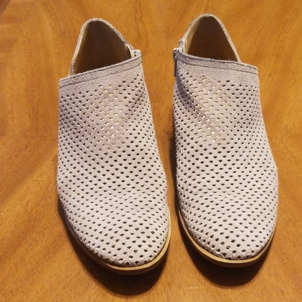 Ladies Lucky Brand suede Franklea  bootie 7.5